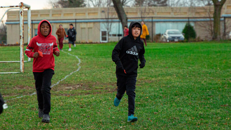 Students run the Turkey Trot.