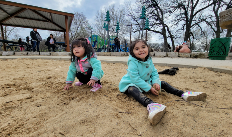 Jumpstart kids at Mastadon Park